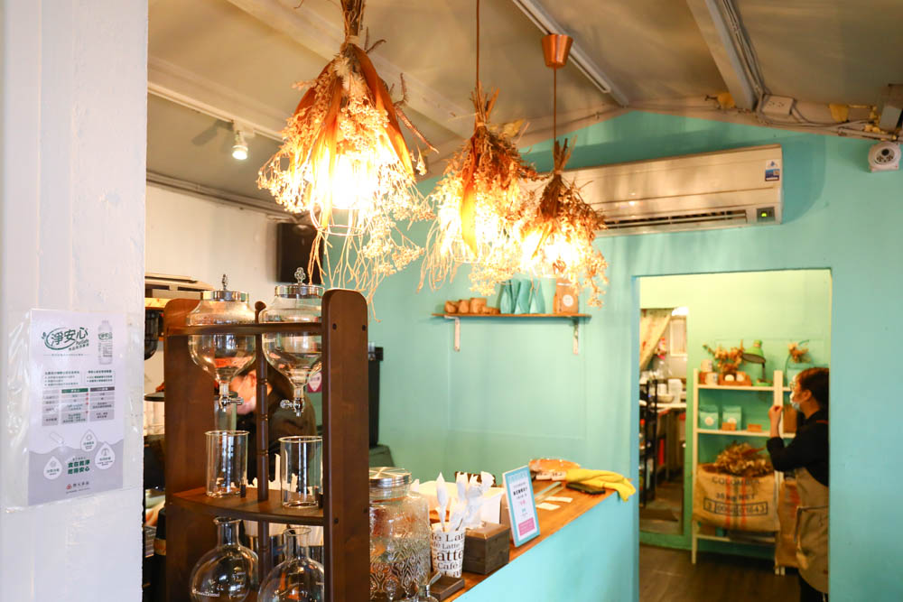 基隆外木山美食| 啾啾咖啡 CHU CHU Cafe。寵物友善餐廳、無敵療癒海景、海景咖啡廳 - 第14張圖 基隆外木山美食| 啾啾咖啡 CHU CHU Cafe。寵物友善餐廳、無敵療癒海景、海景咖啡廳