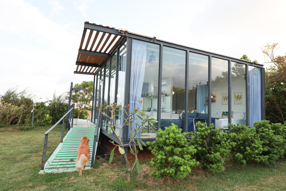 墾丁民宿｜墾丁秘密藍雙人獨棟包棟泳池Villa、毛小孩寵物友善民宿、無邊際大草皮、戲水池