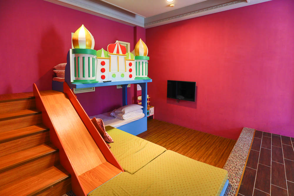 宜蘭夏爾迦民宿｜寵物友善、親子房溜滑梯、網美風情中東異國風情城堡、無菜單創意異國料理、中東特色早餐