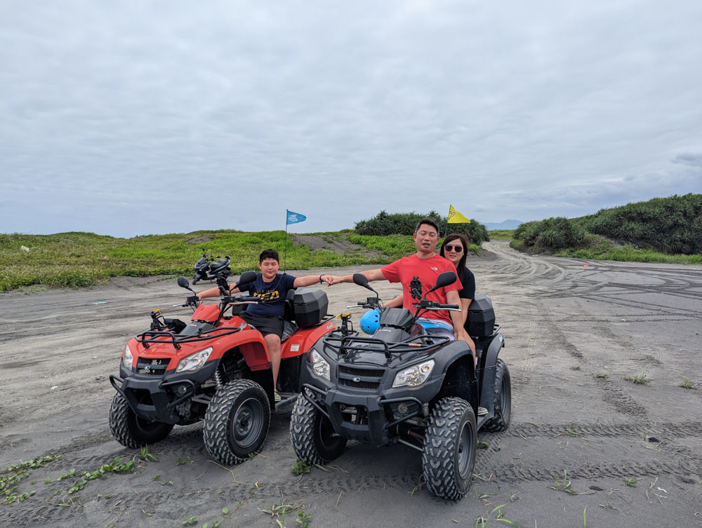 宜蘭五結｜海角魯魯Wavelulu獨木舟SUP、沙灘車暢遊蘭陽溪祕境（夏爾迦民宿代報名有優惠）