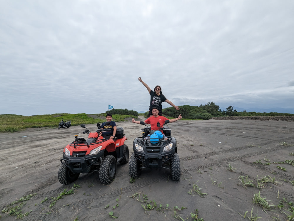 宜蘭五結｜海角魯魯Wavelulu獨木舟SUP、沙灘車暢遊蘭陽溪祕境（夏爾迦民宿代報名有優惠）