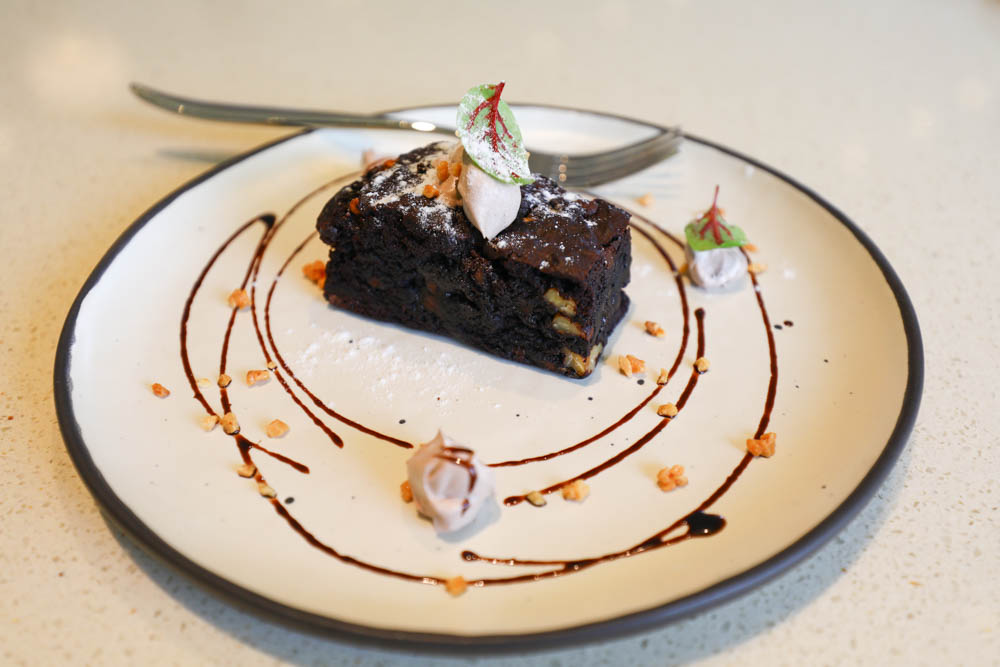 高雄楠梓｜多野樂旅館Dogether Hotel。寵物友善旅館、寵物友善餐廳、寵物游泳池