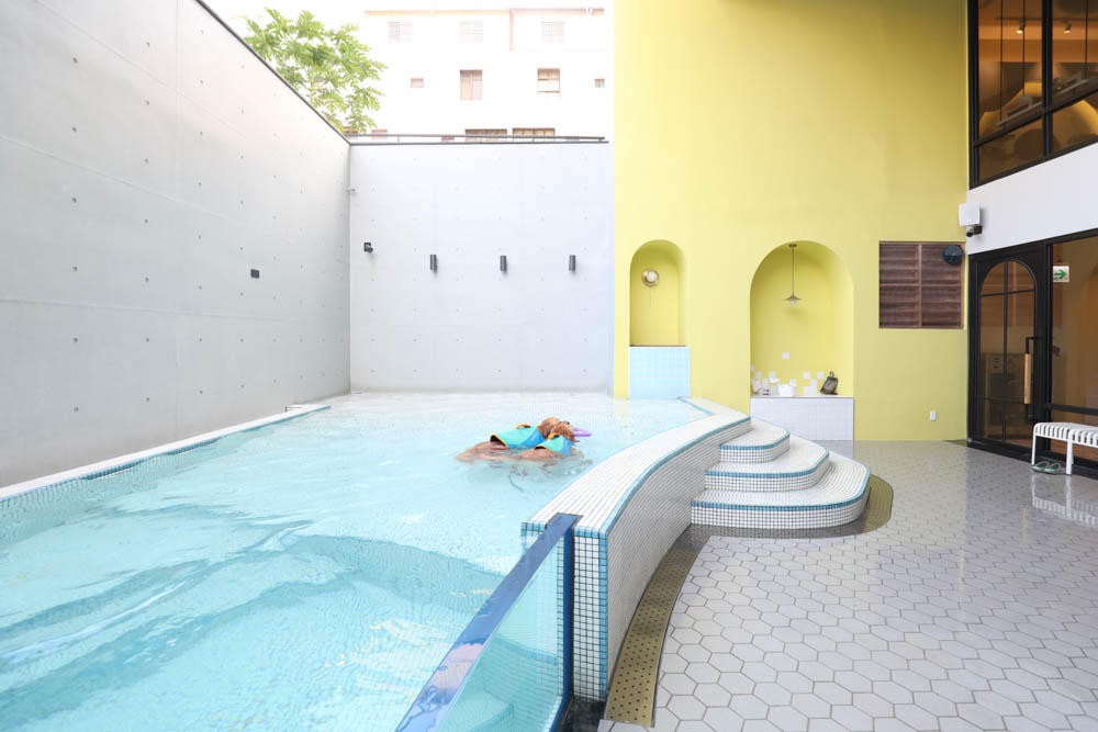 高雄寵物泳池|多野樂旅館 DOGETHER Hotel預約制寵物專屬游泳池、附設寵物美容SPA、寵物自助洗、銀銅離子淨水 - 第21張圖 高雄寵物泳池|多野樂旅館 DOGETHER Hotel預約制寵物專屬游泳池、附設寵物美容SPA、寵物自助洗、銀銅離子淨水
