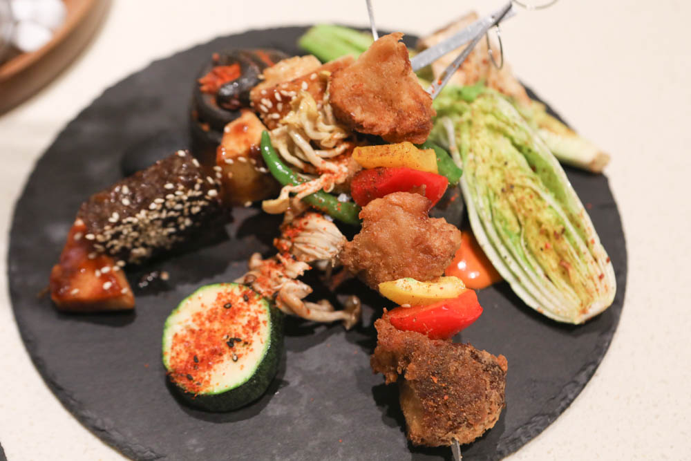 高雄美食|多野樂旅館 DOGETHER HOTEL 異國蔬食餐廳。寵物友善餐廳、當季當令食材、多國創意料理 - 第23張圖 高雄美食|多野樂旅館 DOGETHER HOTEL 異國蔬食餐廳。寵物友善餐廳、當季當令食材、多國創意料理