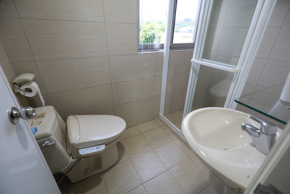 桃園大溪。大嵙涵河岸民宿 。自行車友善旅宿。寵物友善部分以小型犬關籠為主、月眉休閒農業園區