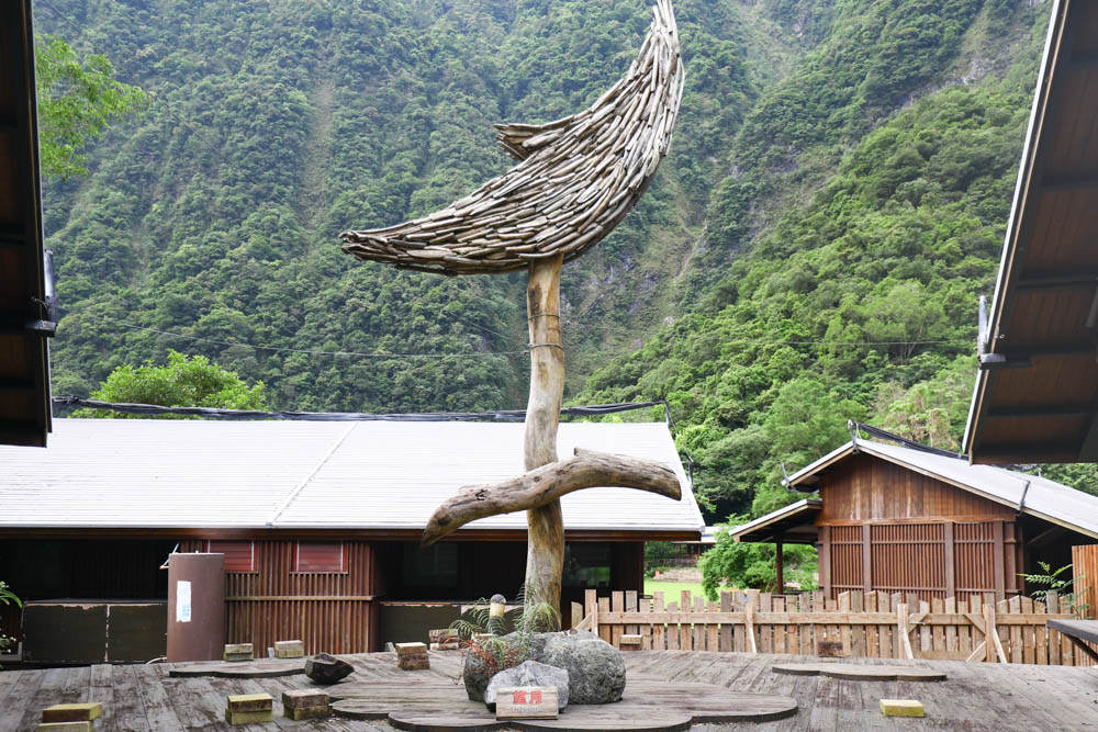 花蓮絕美飯店|太魯閣山月村。群山圍繞的美麗山谷、太魯閣傳統部落、寵物友善、一泊二食、布洛灣、山月吊橋! - 第11張圖 花蓮絕美飯店|太魯閣山月村。群山圍繞的美麗山谷、太魯閣傳統部落、寵物友善、一泊二食、布洛灣、山月吊橋!