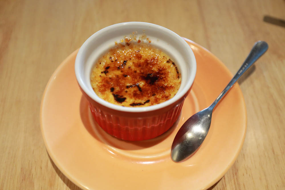 花蓮美食｜好好洋食。花蓮寵物友善餐廳、美國牛排、自助式蔬食沙拉吧、異國米飯套餐料理