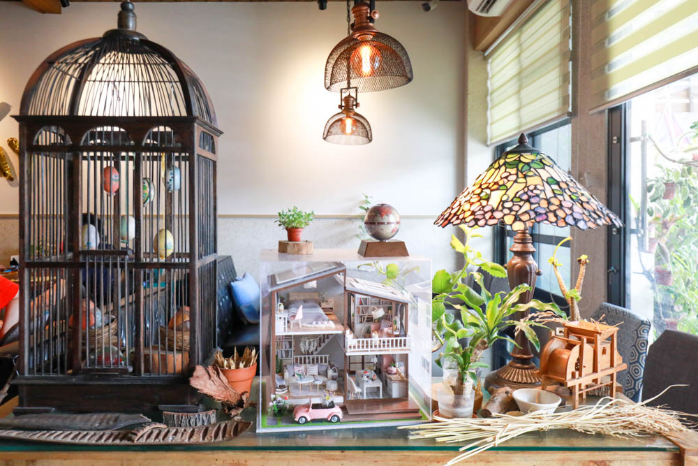 花蓮美食｜好好洋食。花蓮寵物友善餐廳、美國牛排、自助式蔬食沙拉吧、異國米飯套餐料理