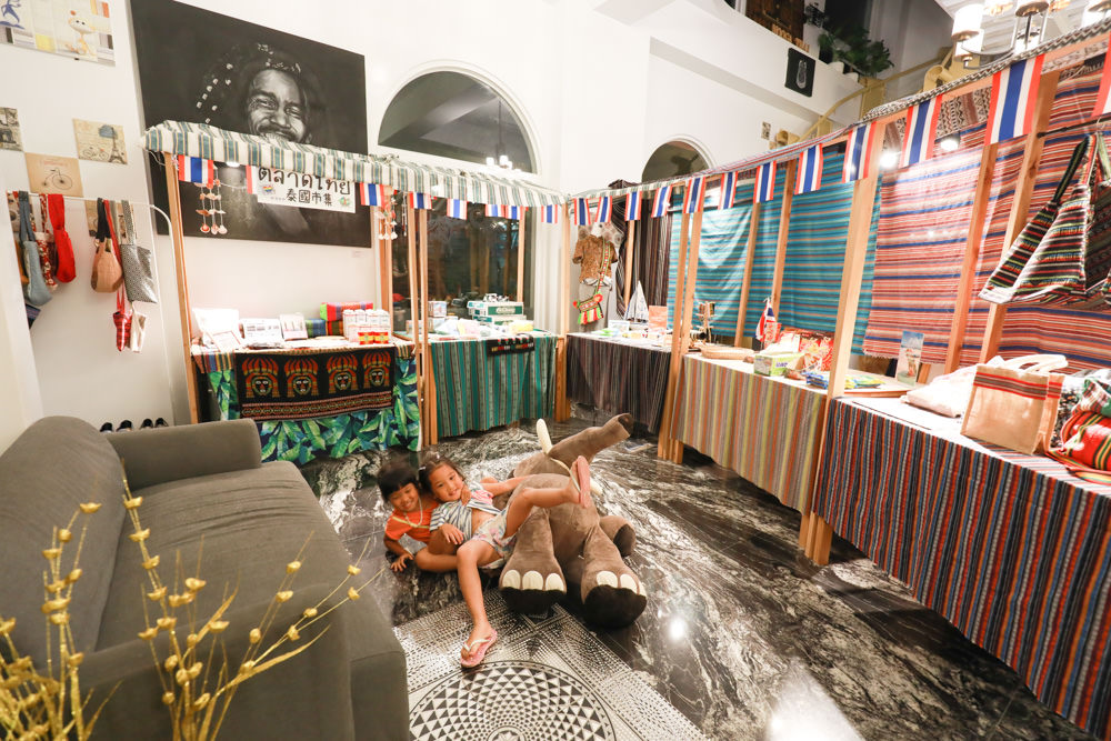 宜蘭頭城美食|MOOGA THAI姆卡泰式廚房。寵物友善餐廳、粉紅城堡中大啖道地泰國料理 - 第3張圖 宜蘭頭城美食|MOOGA THAI姆卡泰式廚房。寵物友善餐廳、粉紅城堡中大啖道地泰國料理