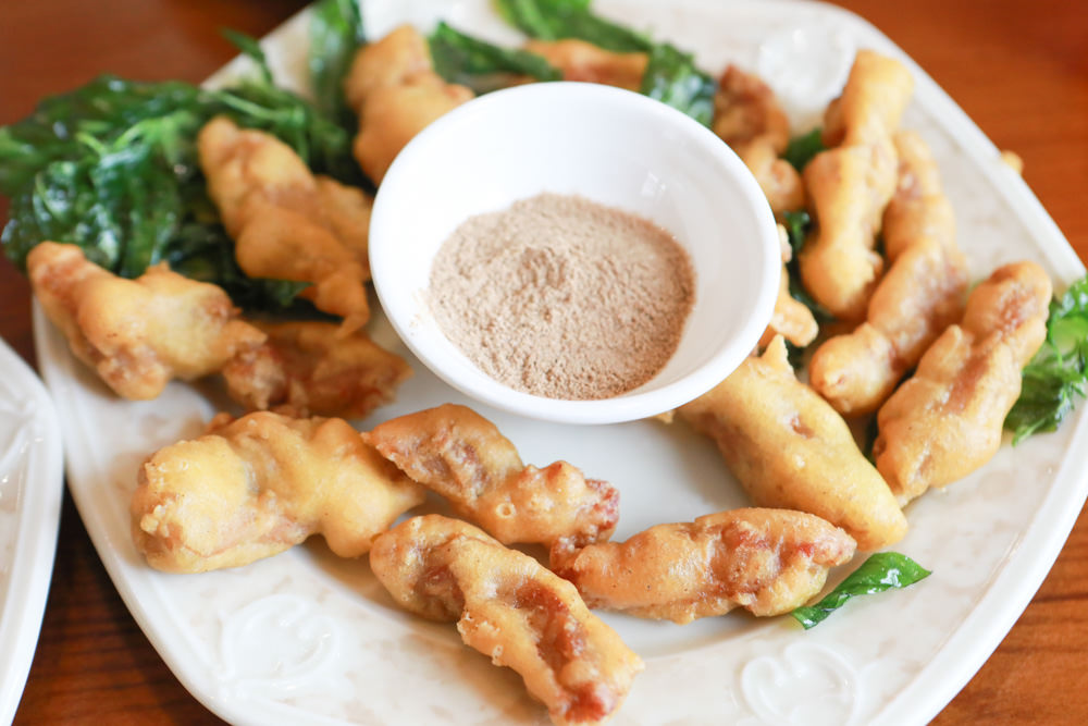 宜蘭礁溪美食|拾松辦桌小吃。寵物友善餐廳、宜蘭手路菜、宜蘭傳統辦桌菜小吃、西魯肉、糕渣 - 第13張圖 宜蘭礁溪美食|拾松辦桌小吃。寵物友善餐廳、宜蘭手路菜、宜蘭傳統辦桌菜小吃、西魯肉、糕渣