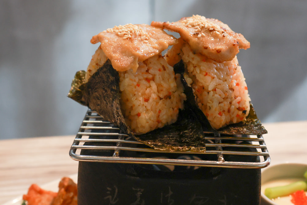 宜蘭美食｜向陽早午餐。寵物友善餐廳、森林系老屋咖啡廳、氛圍感十足的日式飯糰！！