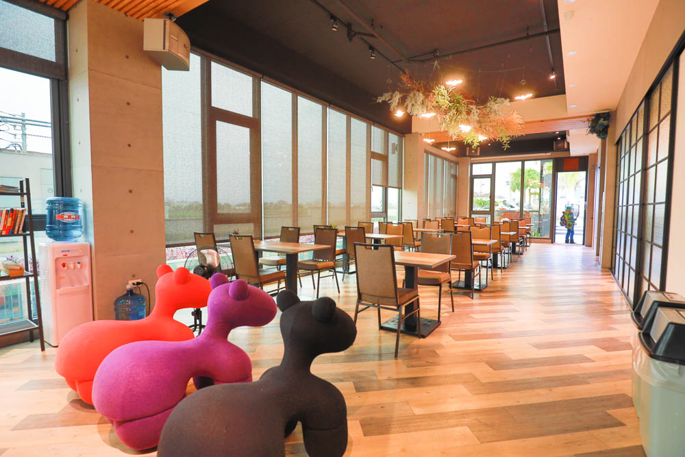 宜蘭礁溪民宿｜蒔裳秝景 Chance Villa 262。佇立於稻田中的絕美清水模民宿、寵物友善民宿、宜蘭包棟民宿