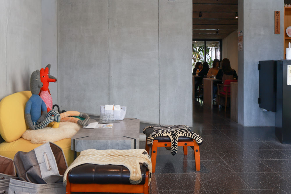 宜蘭美食｜向陽早午餐。寵物友善餐廳、森林系老屋咖啡廳、氛圍感十足的日式飯糰！！