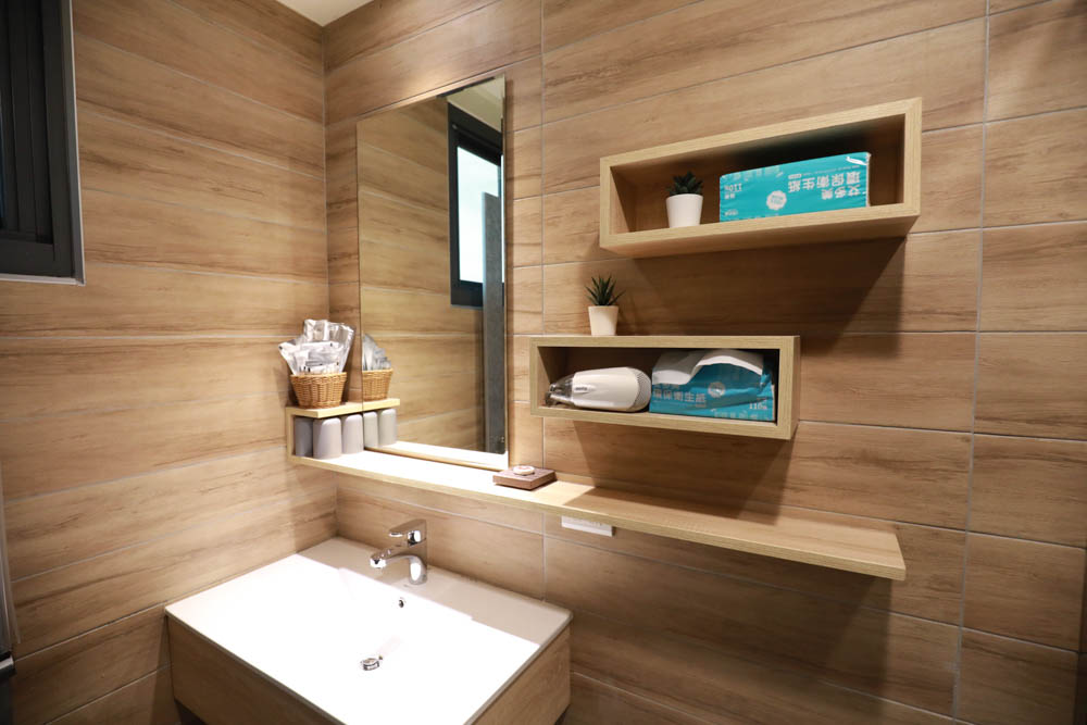 宜蘭礁溪民宿｜蒔裳秝景 Chance Villa 262。佇立於稻田中的絕美清水模民宿、寵物友善民宿、宜蘭包棟民宿