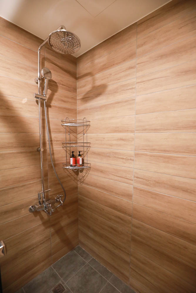 宜蘭礁溪民宿｜蒔裳秝景 Chance Villa 262。佇立於稻田中的絕美清水模民宿、寵物友善民宿、宜蘭包棟民宿