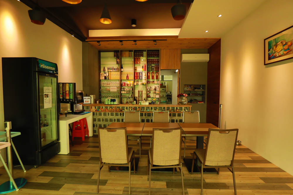 宜蘭礁溪民宿｜蒔裳秝景 Chance Villa 262。佇立於稻田中的絕美清水模民宿、寵物友善民宿、宜蘭包棟民宿