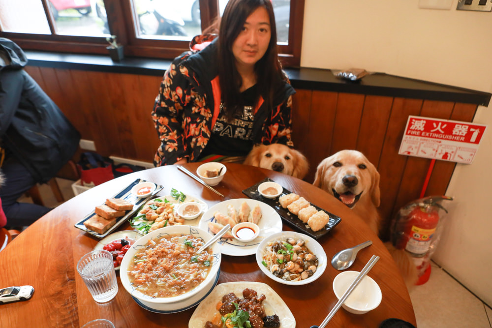 宜蘭礁溪美食|拾松辦桌小吃。寵物友善餐廳、宜蘭手路菜、宜蘭傳統辦桌菜小吃、西魯肉、糕渣 - 第7張圖 宜蘭礁溪美食|拾松辦桌小吃。寵物友善餐廳、宜蘭手路菜、宜蘭傳統辦桌菜小吃、西魯肉、糕渣