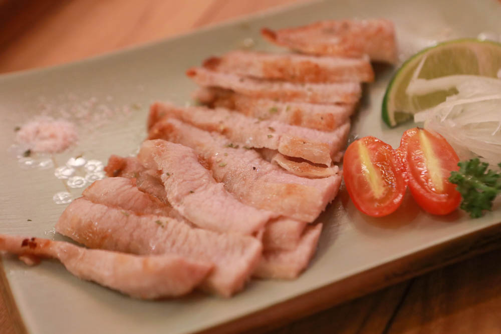 新北板橋美食|容燒居酒屋板橋加盟店。寵物友善餐廳、日式燒烤、串燒超美味,還有寵物專屬先食串燒!! - 第26張圖 新北板橋美食|容燒居酒屋板橋加盟店。寵物友善餐廳、日式燒烤、串燒超美味,還有寵物專屬先食串燒!!