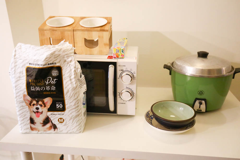 高雄住宿｜小歐精緻旅店。六合夜市旁、附設電梯，還有電鍋、微波爐、高雄寵物友善飯店民宿