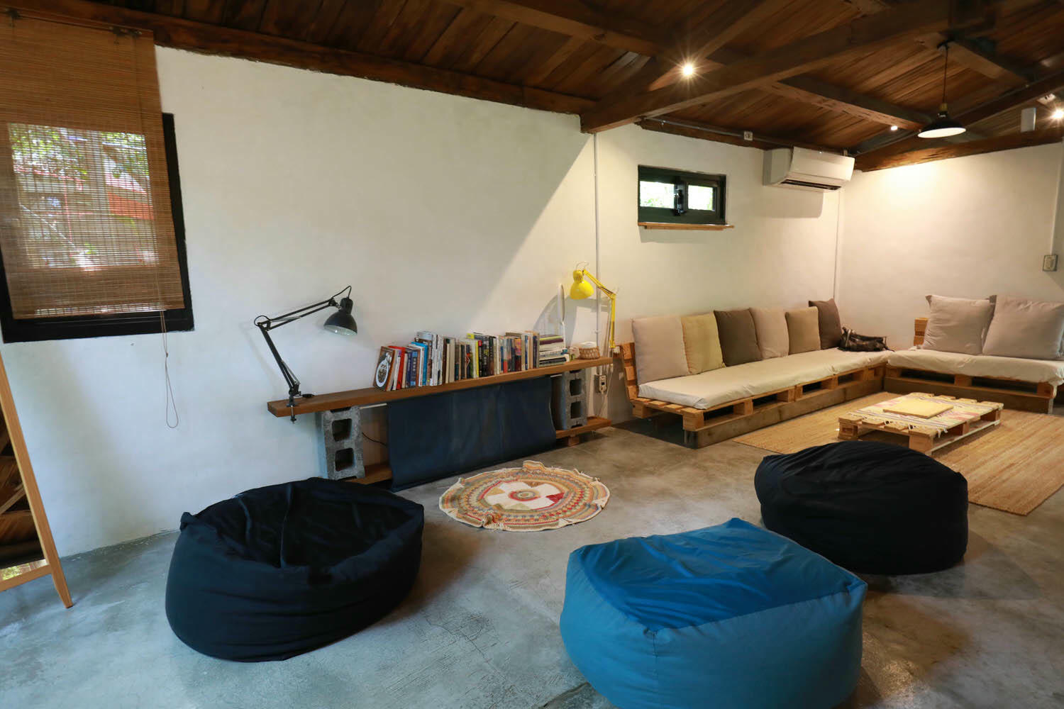 宜蘭礁溪秘境民宿|小雨林。隱藏版寵物友善民宿、絕美老穀倉、森林露天泡湯、林子裡泡湯! - 第12張圖 宜蘭礁溪秘境民宿|小雨林。隱藏版寵物友善民宿、絕美老穀倉、森林露天泡湯、林子裡泡湯!