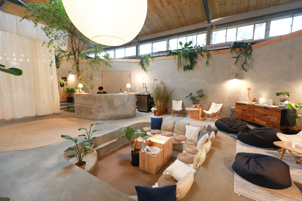 宜蘭礁溪特色溫泉民宿｜小雨林。寵物友善民宿、The Mist Gallery全新洞穴餐廳、閣樓樹屋