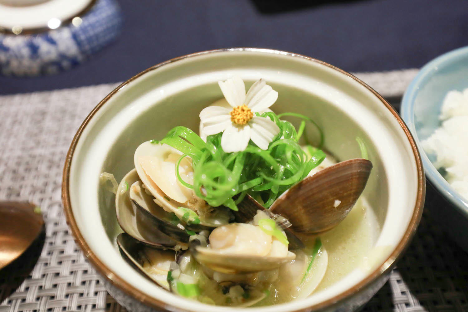 宜蘭礁溪秘境民宿|小雨林。隱藏版寵物友善民宿、絕美老穀倉、森林露天泡湯、林子裡泡湯! - 第42張圖 宜蘭礁溪秘境民宿|小雨林。隱藏版寵物友善民宿、絕美老穀倉、森林露天泡湯、林子裡泡湯!