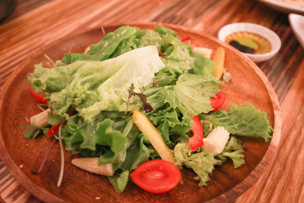 新竹竹北美食｜私嚐居酒屋 竹北店。寵物友善餐廳、日式創意料理、深夜食堂、狗狗專屬串燒寵物餐！！