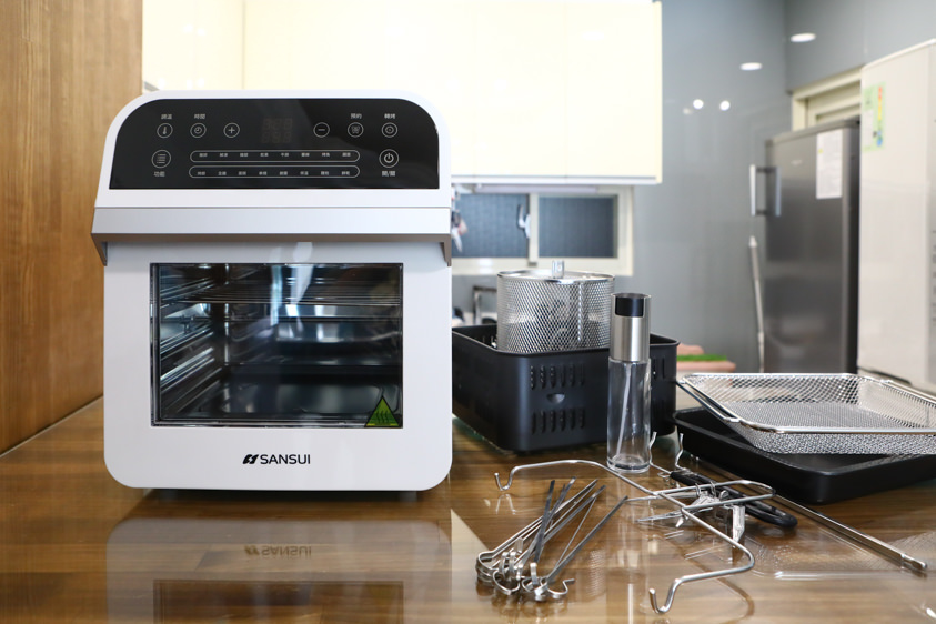 SANSUI山水氣炸烤箱SAF-553W。12L旋風溫控智能大容量。結合氣炸鍋、烤箱、果乾機的多功能料理神器! - 第31張圖 SANSUI山水氣炸烤箱SAF-553W。12L旋風溫控智能大容量。結合氣炸鍋、烤箱、果乾機的多功能料理神器!