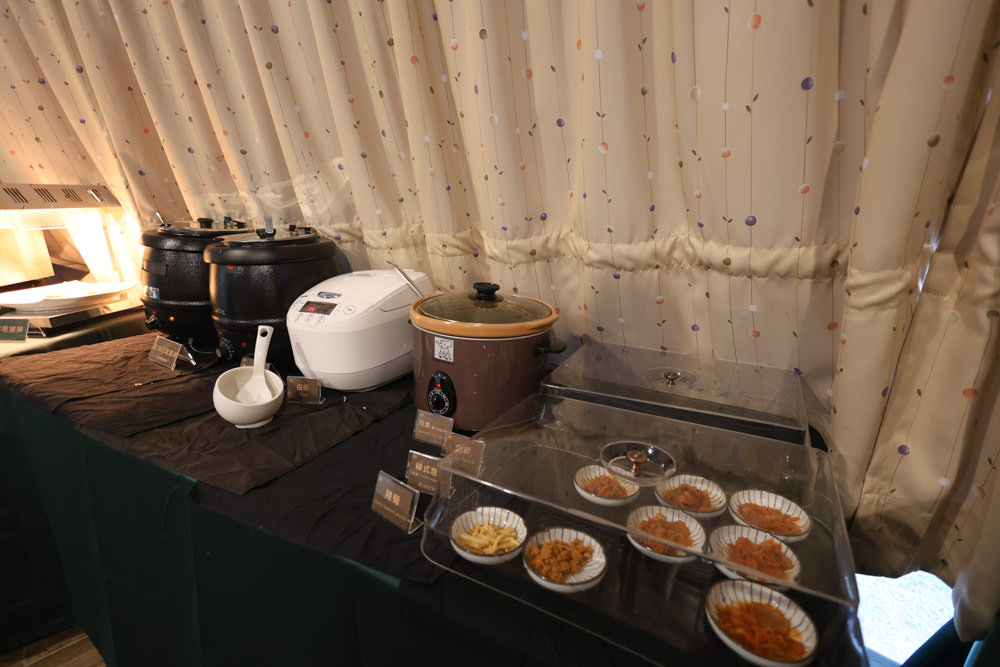 南投峇嵐杉丘BALAN HILL GLAMPING。一泊三食野奢露營體驗、寵物友善奢華露營、絕美星空帳