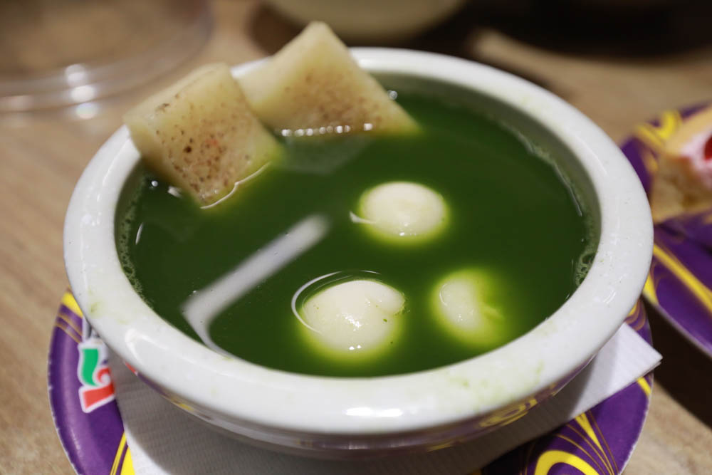 台中美食|平祿壽司日本迴轉壽司。厚切鮭魚、日本歷史最悠久的迴轉壽司、台中寵物友善餐廳、平禄寿司、台灣第一家分店 - 第21張圖 台中美食|平祿壽司日本迴轉壽司。厚切鮭魚、日本歷史最悠久的迴轉壽司、台中寵物友善餐廳、平禄寿司、台灣第一家分店