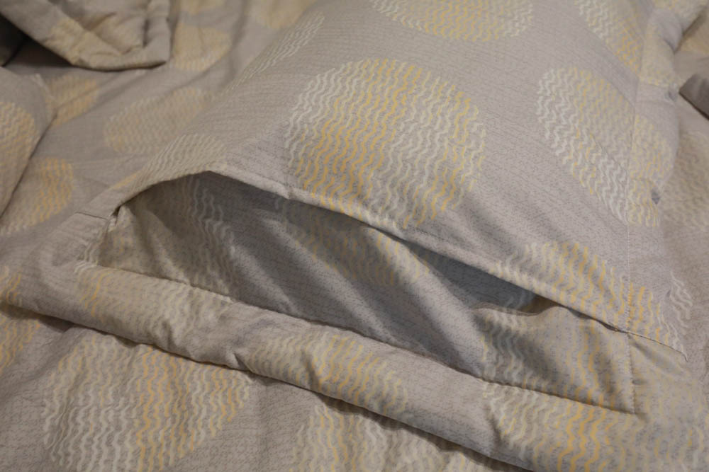 天絲床組｜FOCA八件式吸濕排汗天絲兩用被舖棉床罩組 。極致頂級細緻觸感、3M專利吸濕排汗、舒適透氣