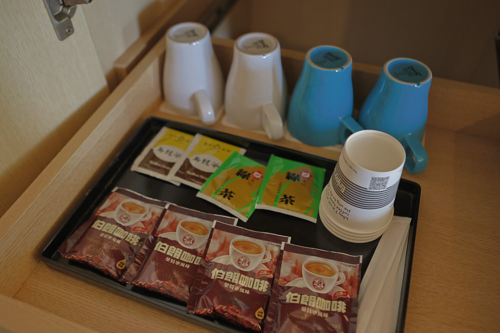 墾丁住宿｜戀戀星辰湖畔莊園民宿-星光館。絕美龍鑾潭湖畔景緻、墾丁寵物友善民宿、墾丁親子民宿、係水池、大草皮、兒童賽車