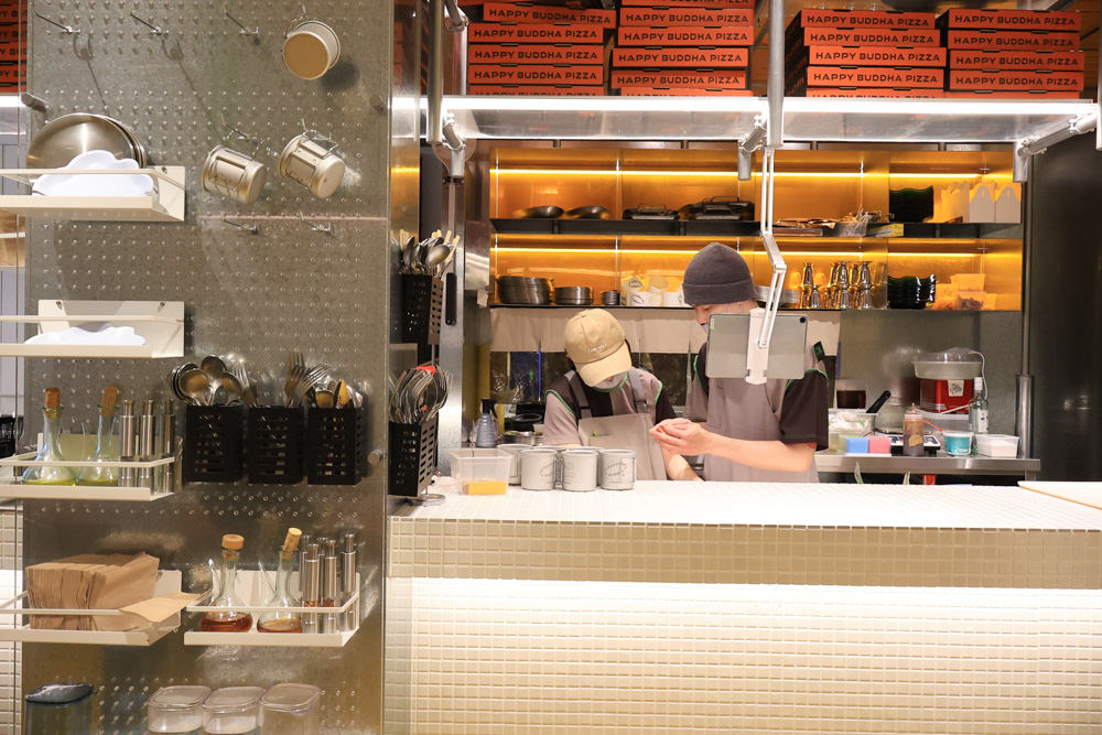 台北中山區美食｜批薩謎勒 Happy Buddha Pizza。寵物友善餐廳、窯烤披薩、還有狗狗餐點寵物炸雞披薩！！