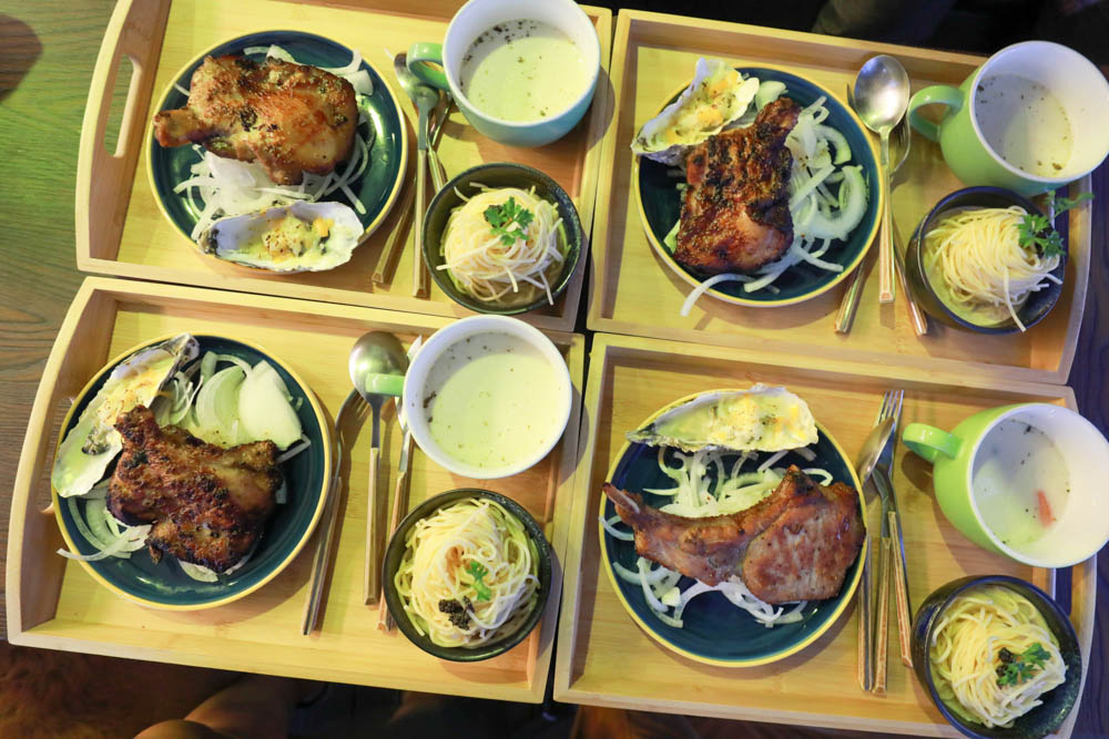 台東東河海景第一排|拉法鋼琴咖啡屋Rafa Cafe。免裝備懶人露營、寵物友善、豪華露營、東部免搭帳、銀河日出絕美海景一次滿足! - 第35張圖 台東東河海景第一排|拉法鋼琴咖啡屋Rafa Cafe。免裝備懶人露營、寵物友善、豪華露營、東部免搭帳、銀河日出絕美海景一次滿足!