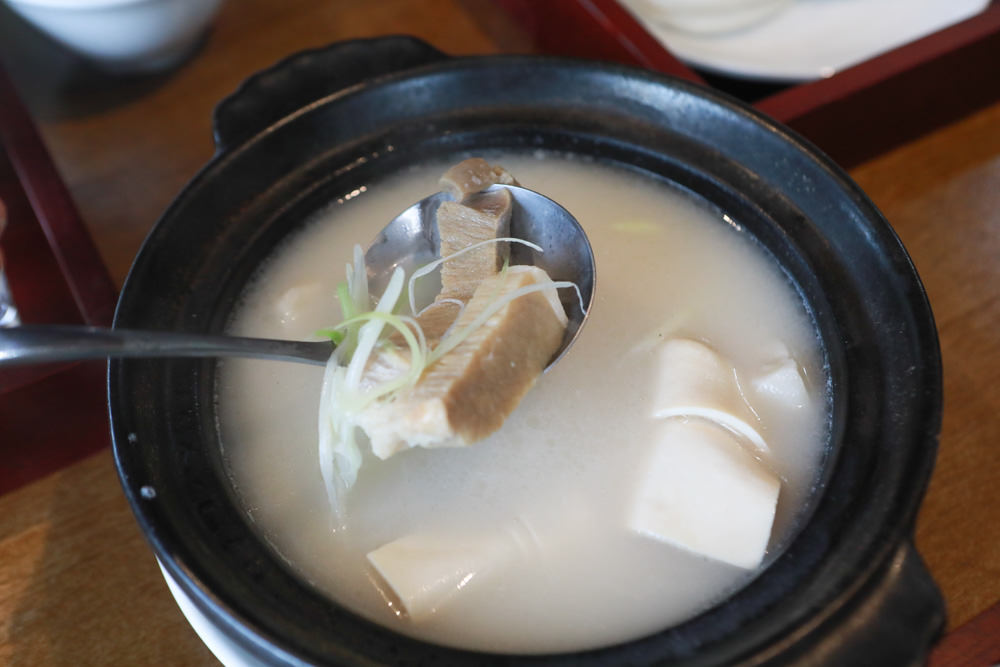 新店美食｜文山初芯景觀餐廳。寵物友善餐廳、新店文山農場內的老上海功夫菜