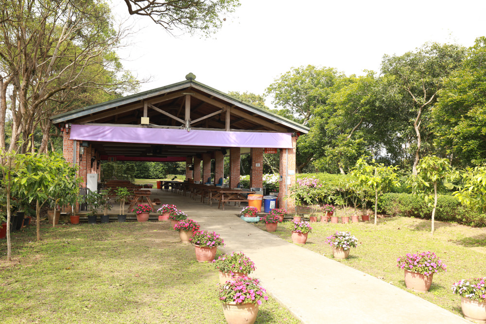 新北景點|新店文山農場。寵物友善景點、新北賞螢賞花秘境、露營區、四季皆有不同美景花卉 - 第9張圖 新北景點|新店文山農場。寵物友善景點、新北賞螢賞花秘境、露營區、四季皆有不同美景花卉