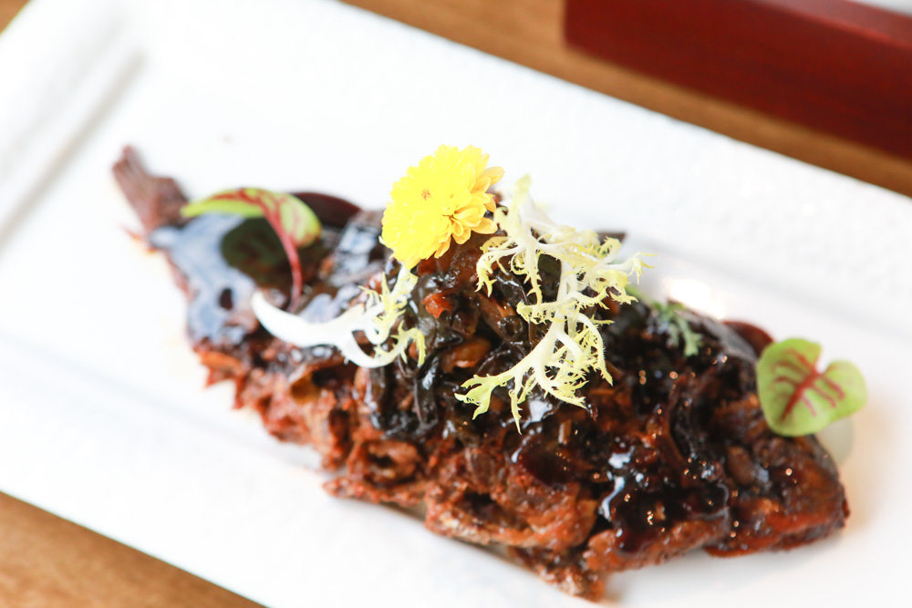 新店美食｜文山初芯景觀餐廳。寵物友善餐廳、新店文山農場內的老上海功夫菜