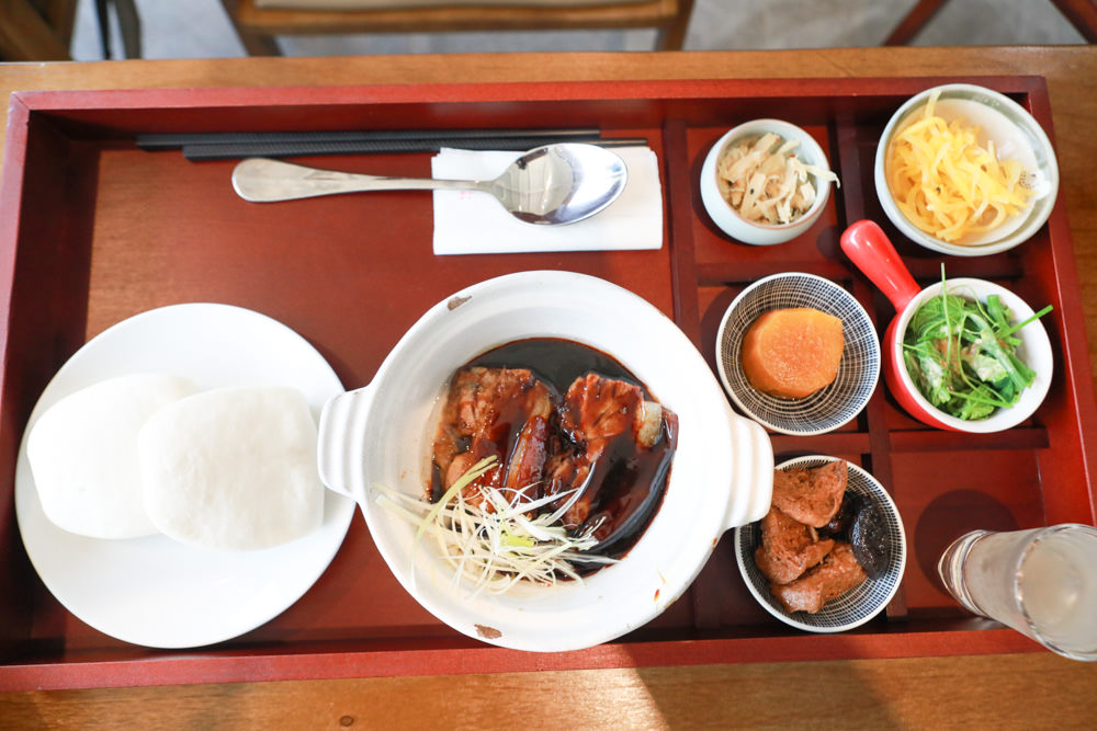 新店美食｜文山初芯景觀餐廳。寵物友善餐廳、新店文山農場內的老上海功夫菜