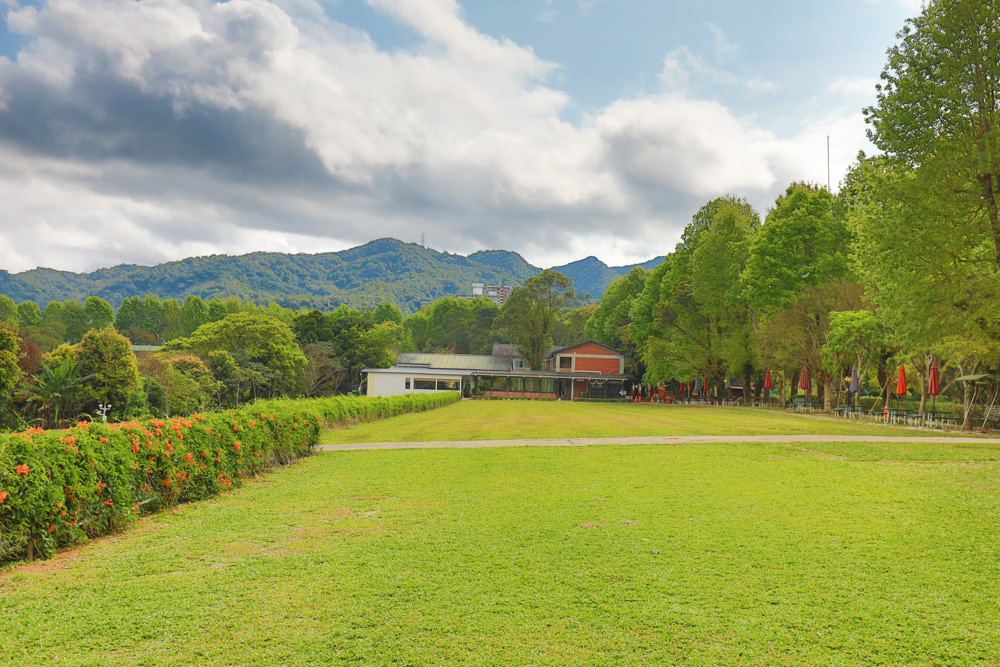 新北景點|新店文山農場。寵物友善景點、新北賞螢賞花秘境、露營區、四季皆有不同美景花卉 - 第6張圖 新北景點|新店文山農場。寵物友善景點、新北賞螢賞花秘境、露營區、四季皆有不同美景花卉