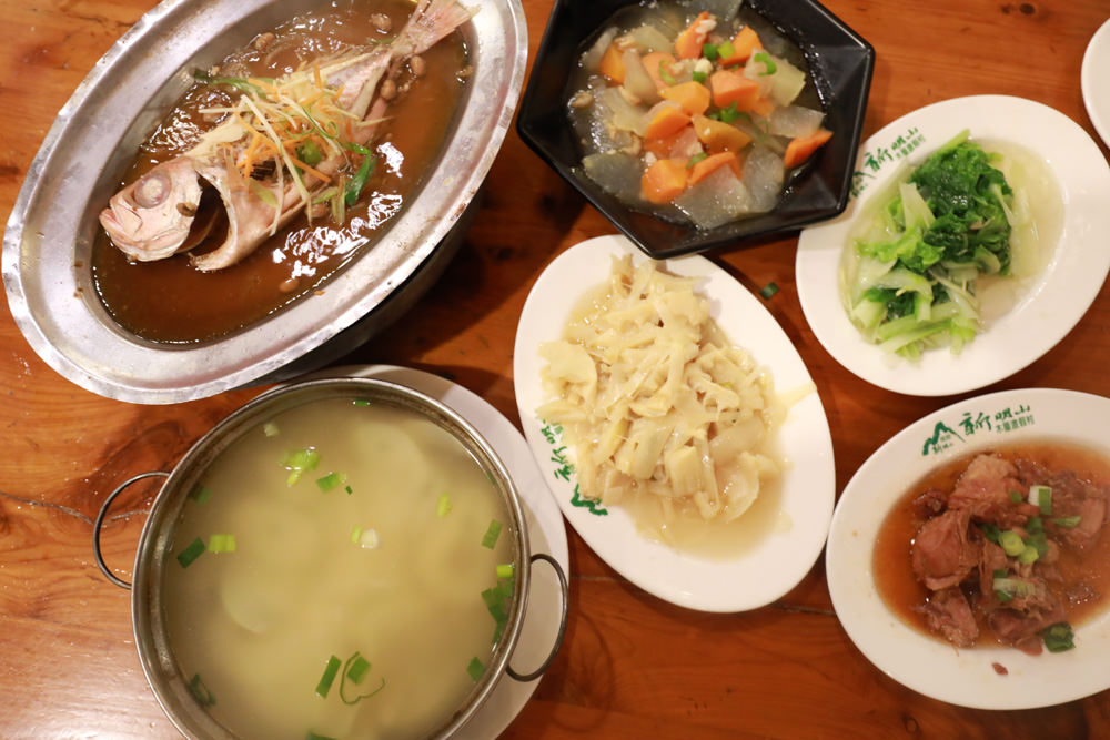 南投溪頭住宿|溪頭新明山木屋渡假村。寵物友善民宿、杉林溪住宿、歐式小木屋一泊二食 - 第22張圖 南投溪頭住宿|溪頭新明山木屋渡假村。寵物友善民宿、杉林溪住宿、歐式小木屋一泊二食