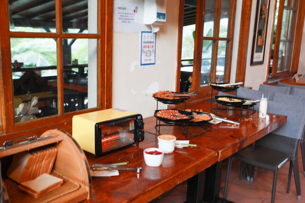 南投溪頭住宿|溪頭新明山木屋渡假村。寵物友善民宿、杉林溪住宿、歐式小木屋一泊二食 - 第24張圖 南投溪頭住宿|溪頭新明山木屋渡假村。寵物友善民宿、杉林溪住宿、歐式小木屋一泊二食