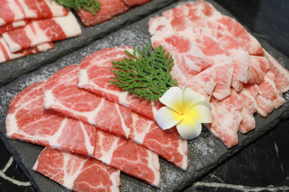 台中沙鹿美食|糧薪客棧。在地人才知道的無招牌隱藏版燒肉店、寵物友善餐廳、套餐式豪華海陸燒肉 - 第14張圖 台中沙鹿美食|糧薪客棧。在地人才知道的無招牌隱藏版燒肉店、寵物友善餐廳、套餐式豪華海陸燒肉