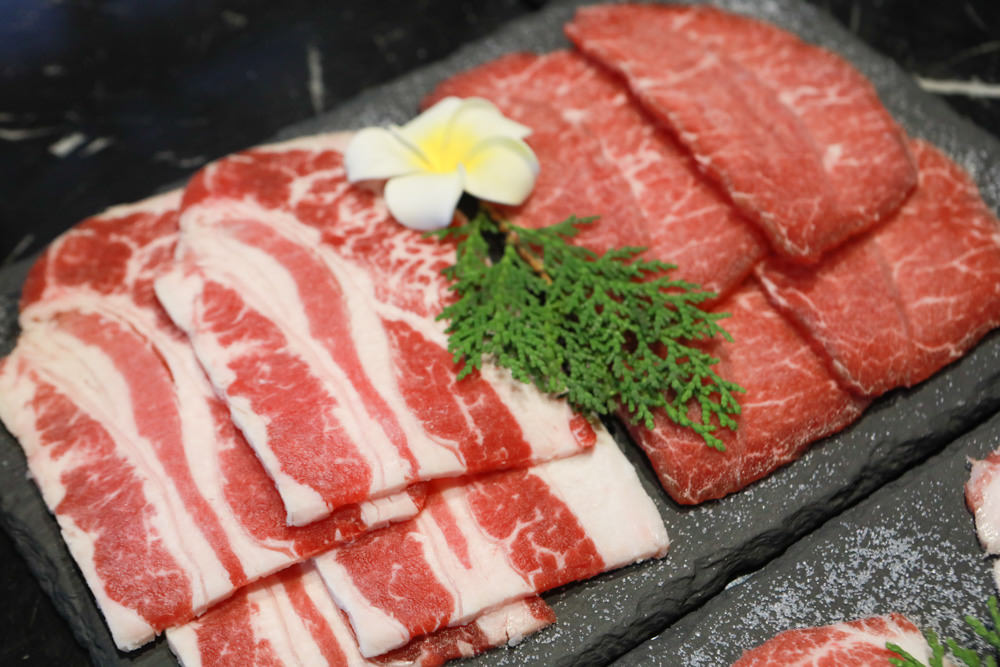 台中沙鹿美食|糧薪客棧。在地人才知道的無招牌隱藏版燒肉店、寵物友善餐廳、套餐式豪華海陸燒肉 - 第15張圖 台中沙鹿美食|糧薪客棧。在地人才知道的無招牌隱藏版燒肉店、寵物友善餐廳、套餐式豪華海陸燒肉