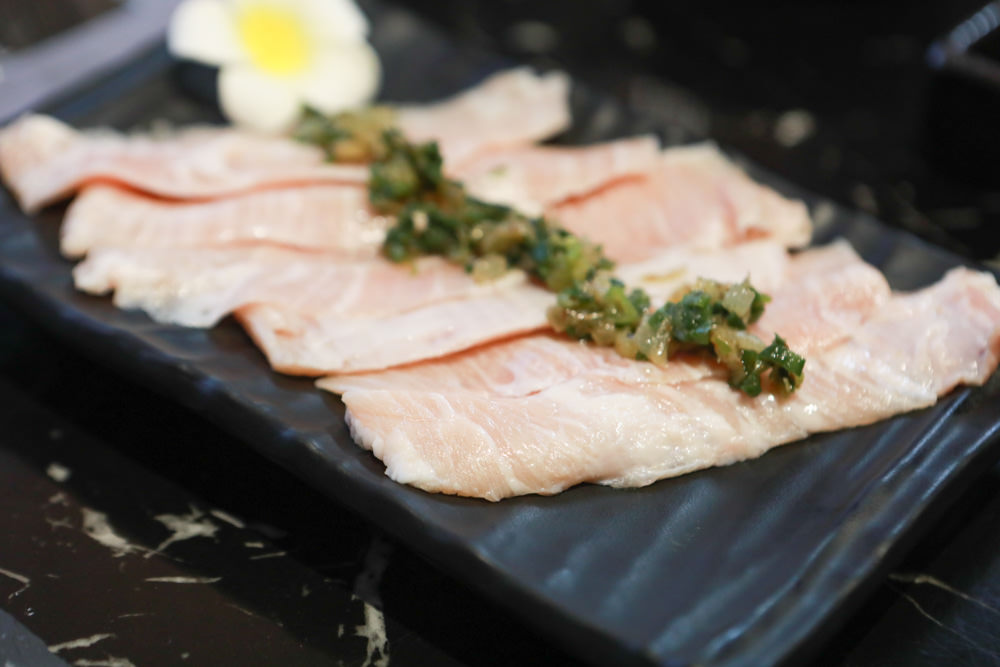 台中沙鹿美食|糧薪客棧。在地人才知道的無招牌隱藏版燒肉店、寵物友善餐廳、套餐式豪華海陸燒肉 - 第24張圖 台中沙鹿美食|糧薪客棧。在地人才知道的無招牌隱藏版燒肉店、寵物友善餐廳、套餐式豪華海陸燒肉
