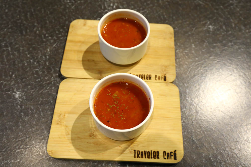 桃園美食｜旅人咖啡館.桃園店。寵物友善餐廳、網美咖啡廳、豐盛早午餐下午茶