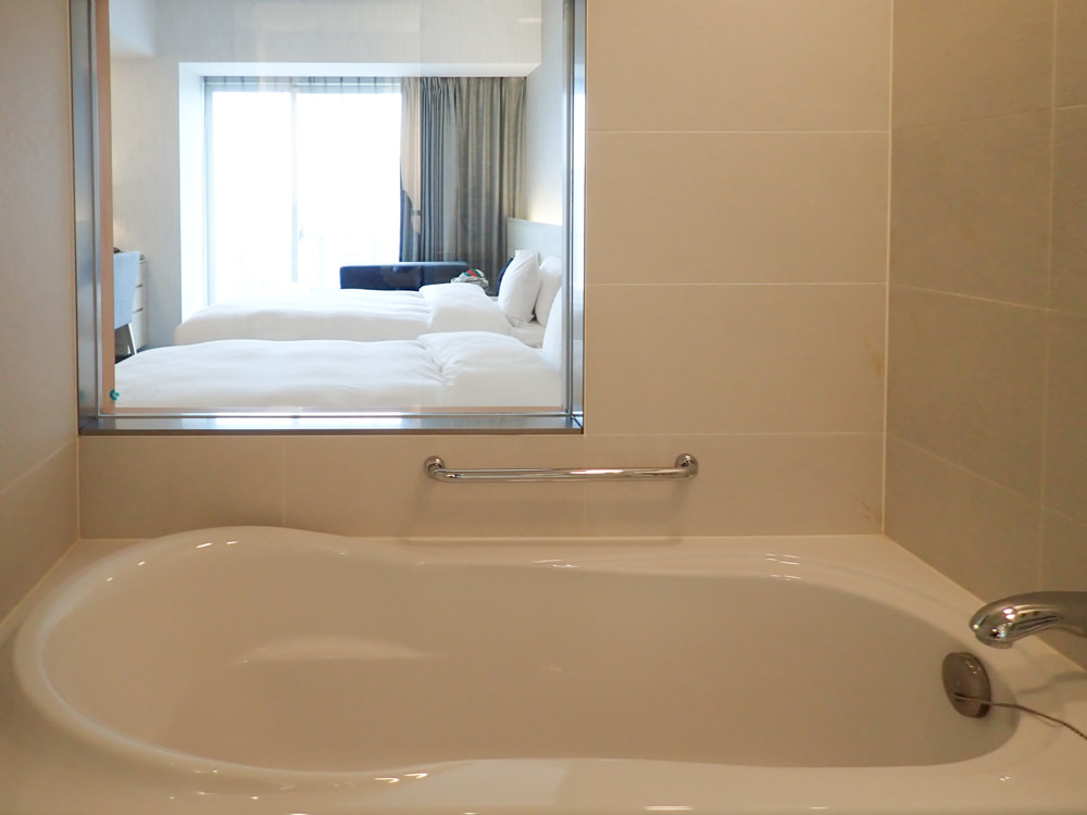 大阪難波住宿｜大阪皇家經典飯店 Hotel Royal Classic Osaka。難波地鐵車站斜對面，走路1分鐘