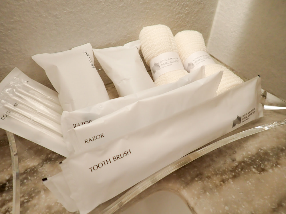 大阪難波住宿｜大阪皇家經典飯店 Hotel Royal Classic Osaka。難波地鐵車站斜對面，走路1分鐘