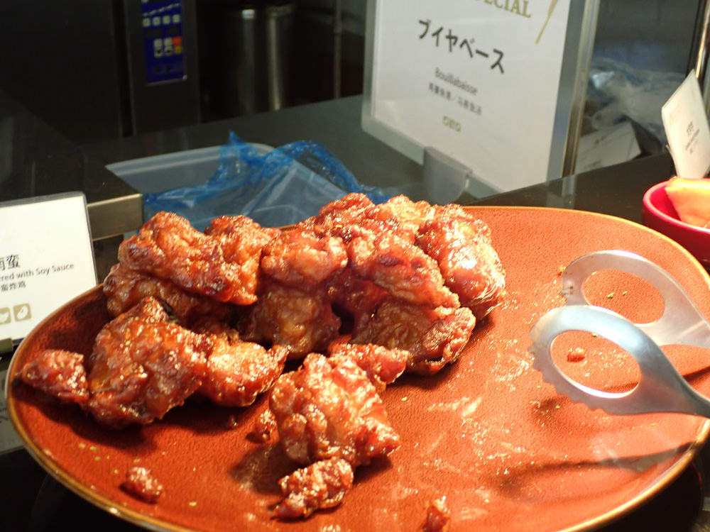 大阪難波住宿｜大阪皇家經典飯店 Hotel Royal Classic Osaka。難波地鐵車站斜對面，走路1分鐘