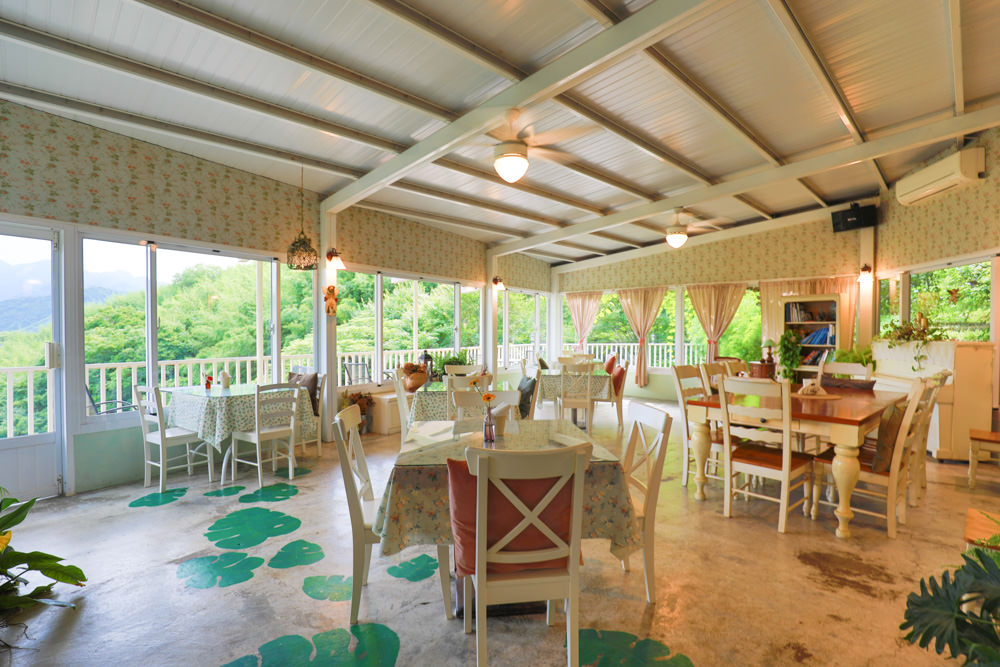 桃園復興|普拉多山丘假期景觀餐廳、南法鄉村風精緻民宿。南法鄉村童話小屋、寵物友善民宿餐廳、玻璃屋餐廳 - 第27張圖 桃園復興|普拉多山丘假期景觀餐廳、南法鄉村風精緻民宿。南法鄉村童話小屋、寵物友善民宿餐廳、玻璃屋餐廳