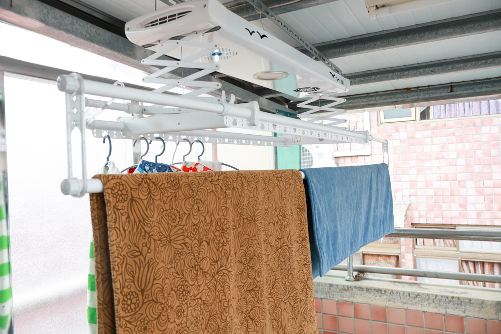 HCG和成豪華四桿款電動曬衣機。紫外線殺菌燈、遙控升降、寵物家庭居家晾曬大升級、陽台曬衣電動化 - 第40張圖 HCG和成豪華四桿款電動曬衣機。紫外線殺菌燈、遙控升降、寵物家庭居家晾曬大升級、陽台曬衣電動化